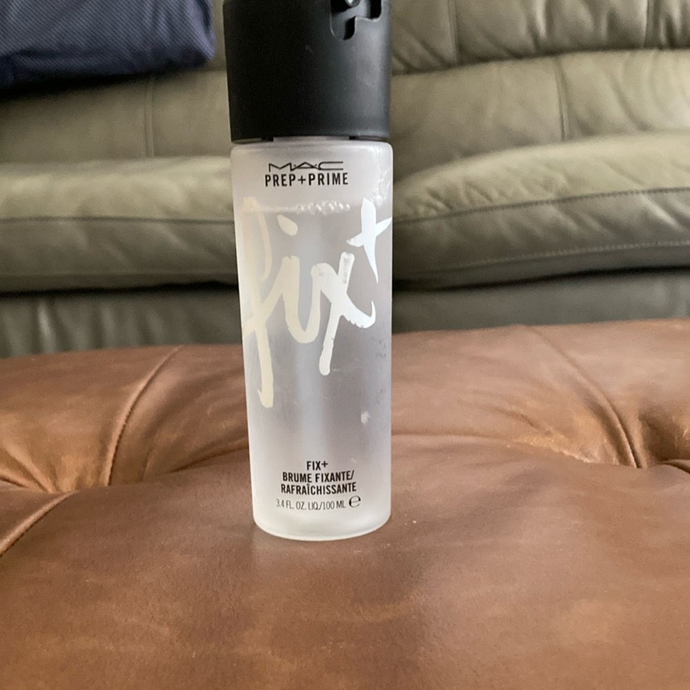MAC Cosmetics Prep + Prime Fix+ Setting Spray - Black and White
